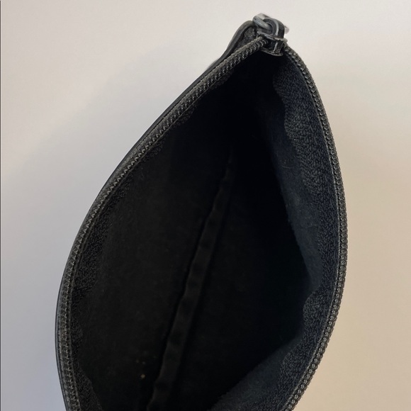 Vintage 1960’s Black Leather Zipper Coin Pouch - Picture 2 of 3